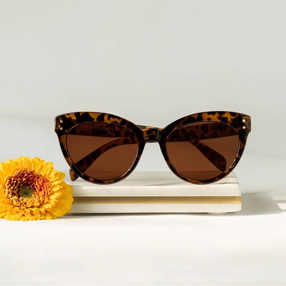 Host Pick ✨🎉✨SAINT OWEN x CURATEUR WYLDE tortoiseshell sunglasses NWT - Picture 4 of 7